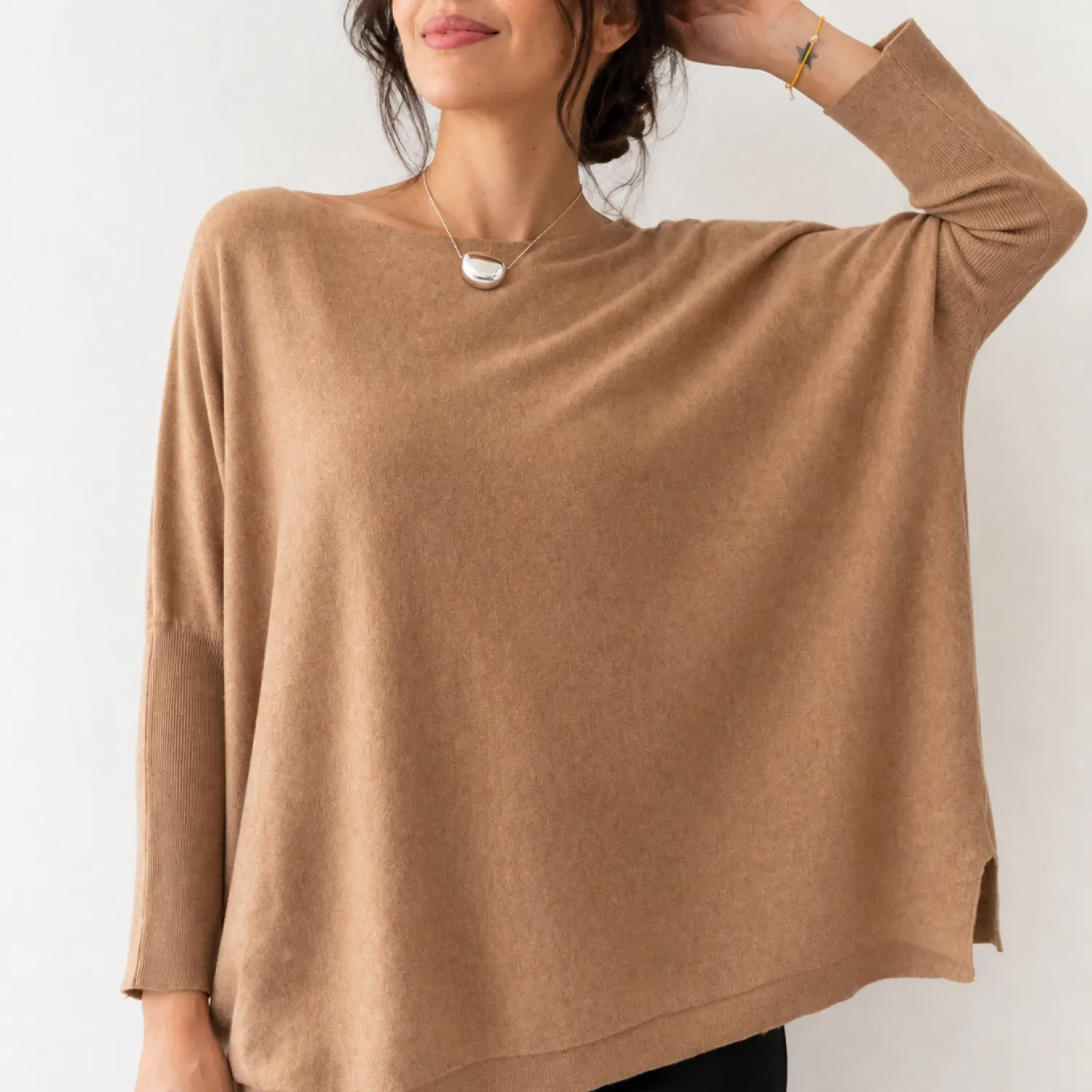 Sweater Oversize básico Camel